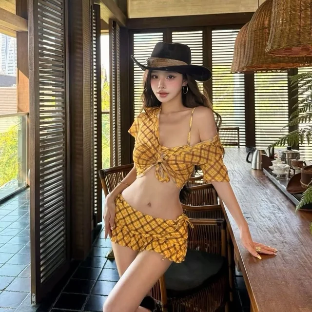 Bikini 3 ชิ้นลายตารางสีเหลือง thumbnail 5