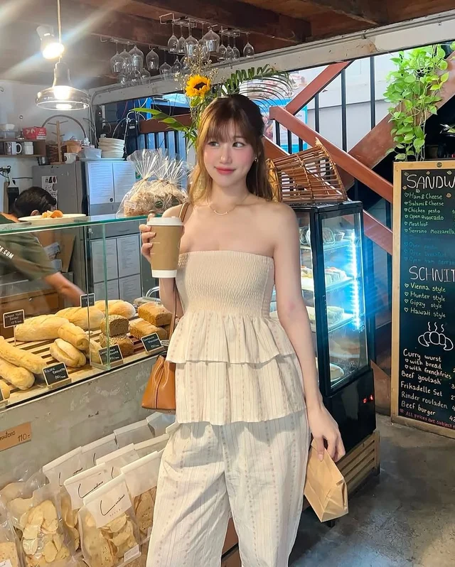 Vetaka ชุดเซ็ตเสื้อเกาะอกระบายและกางเกงขายาวลายทาง Size S Freesize thumbnail 3