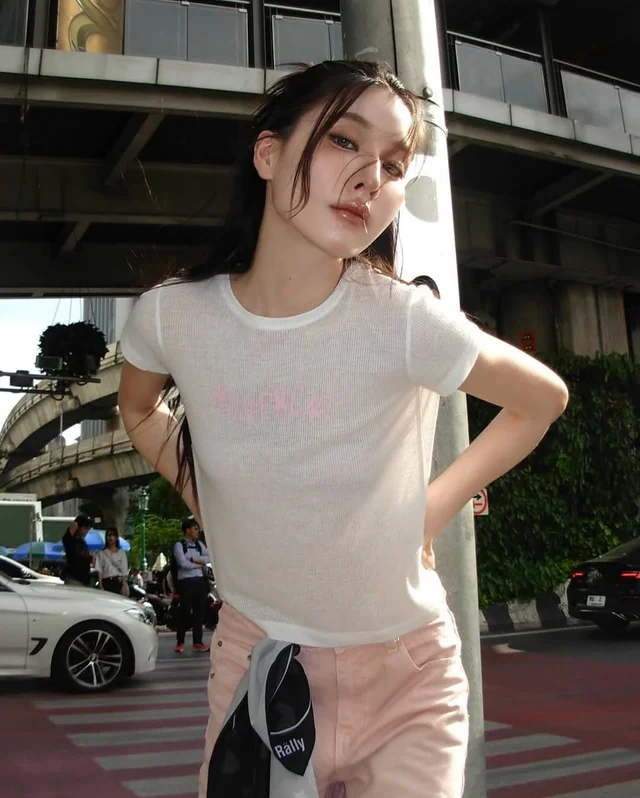 เสื้อครอปแขนสั้น Rally Movement Slim fit Tee White thumbnail 2