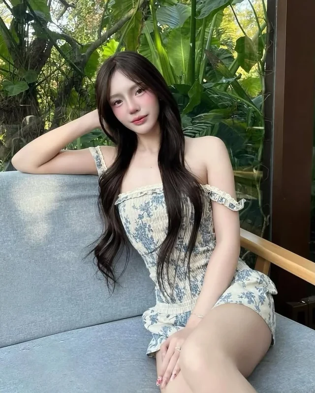 SUNFAP Floral Off shoulder Mini Dress (alternate)
