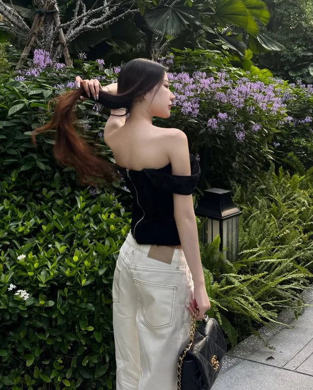 SUNFAP Birthday Collection Off Shoulder Top Black thumbnail 4