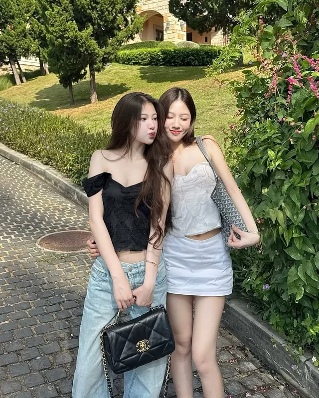 SUNFAP Birthday Collection Off Shoulder Top Black thumbnail 5