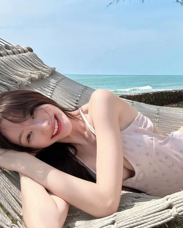 BARETIDE Love Meets Summer One Piece Blush ชุดเวียดนาม (alternate)