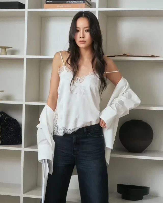 FABRIQUE CO AVA LACIE TOP WHITE (alternate)