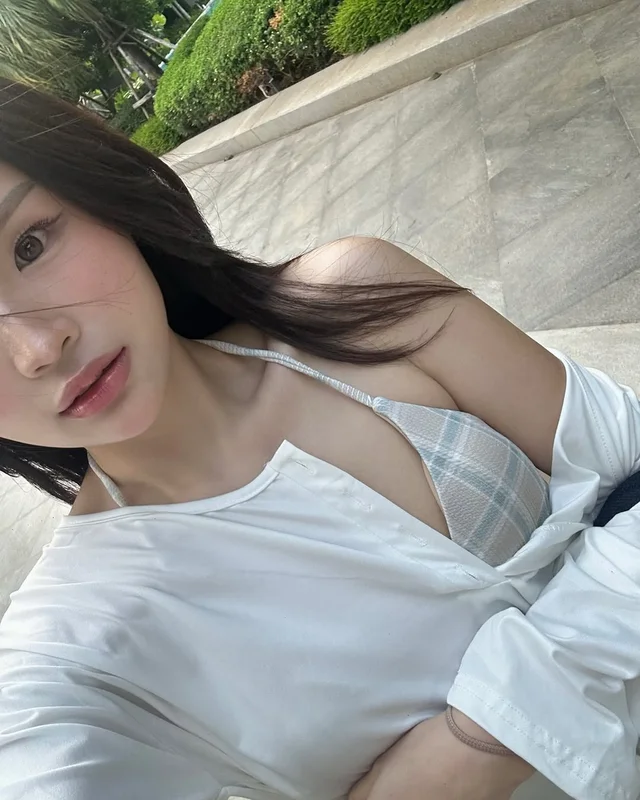 HEARTEYES Plaid Bikini Oatmeal ชุดว่ายน้ำ (alternate)