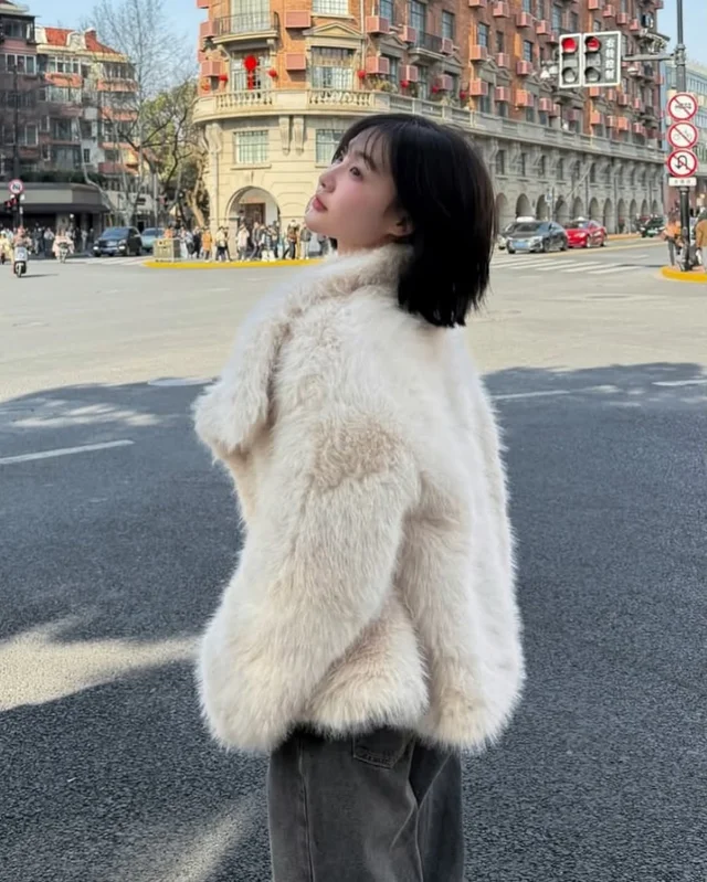HOWDYCOAT FLEUR FUR JACKET เฉพาะเสื้อขน Free Size thumbnail 5