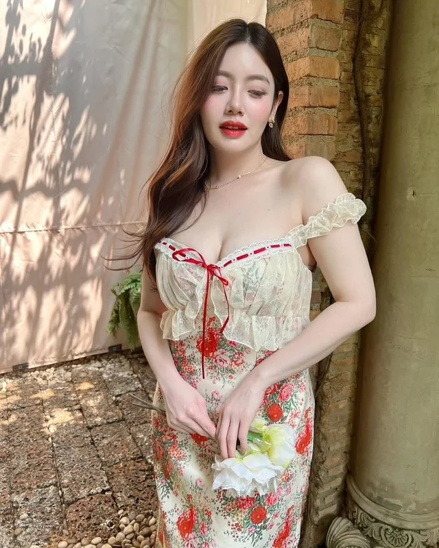 Lalamer เดรสเข้ารูปลายดอกไม้ Plus Size thumbnail 5