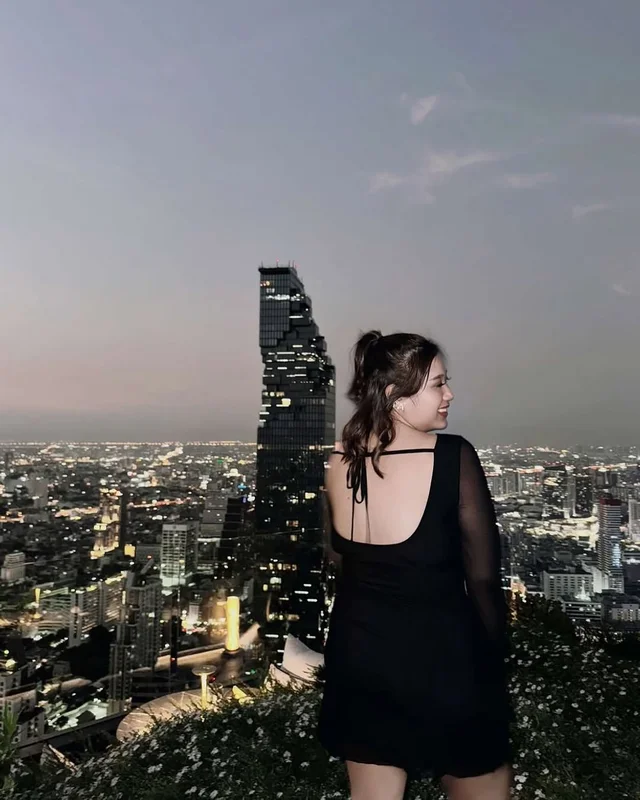 เดรสชีฟองเว้าหลัง Veeraya Brand thumbnail 6