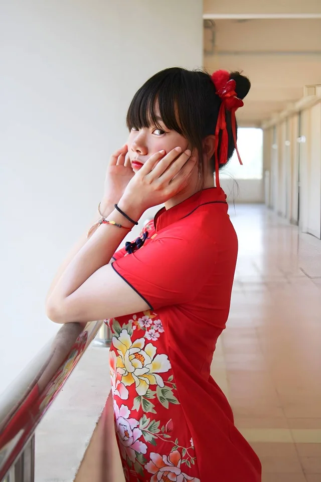 ชุดกี่เพ้าตรุษจีน thumbnail 4