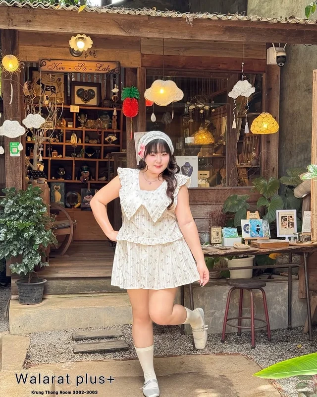 ชุดเซ็ตเสื้อกระโปรงผ้าฉลุลายดอกไม้ Walaratplus thumbnail 4