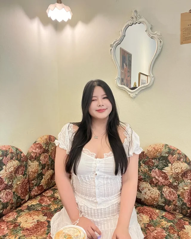Walaratplussize ชุดเดรสลูกไม้สีขาว thumbnail 5