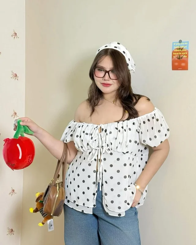MERRYCHUBBY เสื้อสายหวานลาย Polka dot สีขาว thumbnail 3