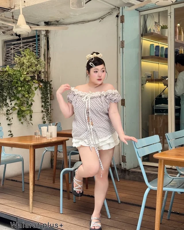 Walarat Set เสื้อปาดไหล่ลายสก๊อตและกางเกงขาสั้น thumbnail 5