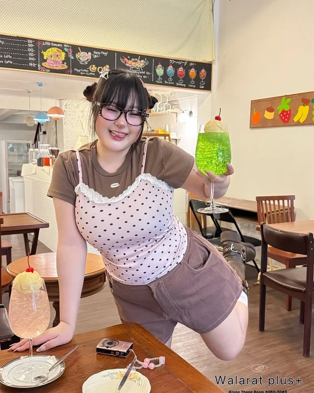 WALARAT PLUS SET เสื้อ กางเกง 3 ชิ้น thumbnail 4