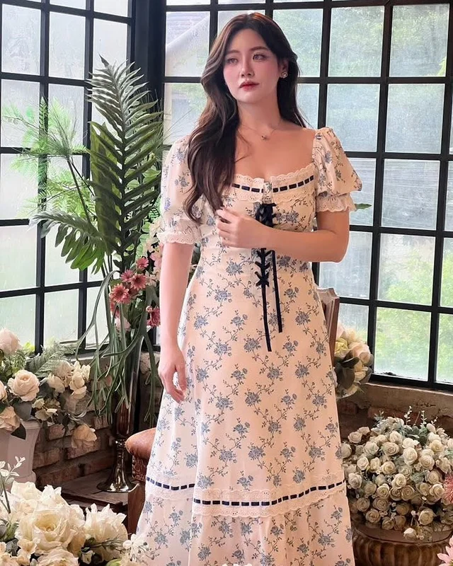 เดรสยาว BBW Shop สไตล์วินเทจ ลายดอก (alternate)
