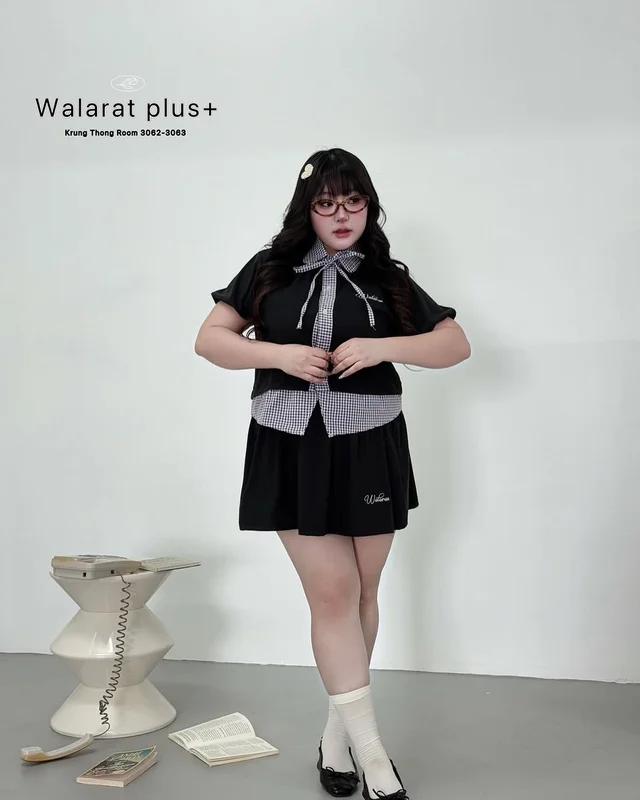 Walarat Plus ชุดเซ็ตเสื้อและกระโปรงสไตล์นักเรียน สาวอวบ thumbnail 5