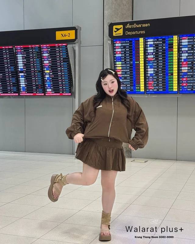 Walarat Plus ชุดเซ็ตเสื้อแจ็คเก็ตและกระโปรง สาวอวบ thumbnail 2