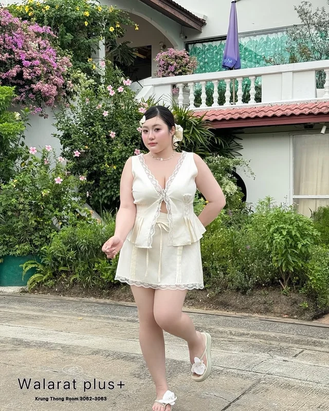 Walarat Plus ชุดหวานละมุนลูกไม้ สาวอวบ thumbnail 2