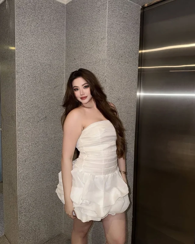 VEERAYA เดรสเกาะอกกระโปรงระบาย Short Dress thumbnail 2