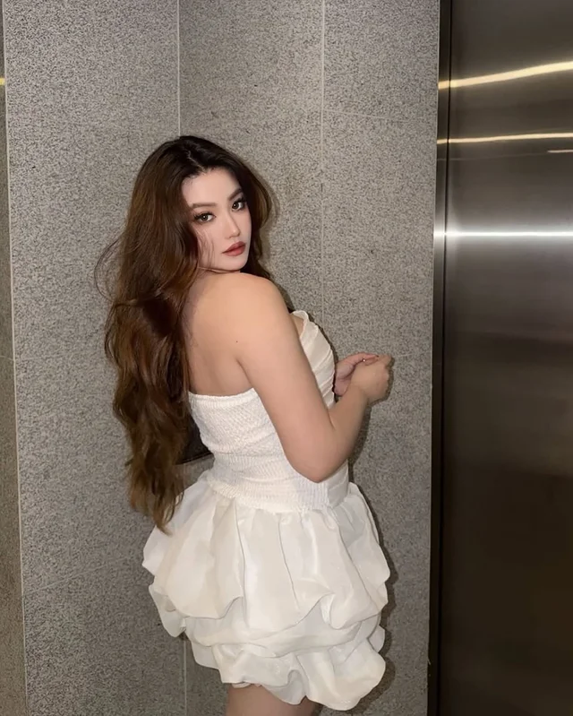 VEERAYA เดรสเกาะอกกระโปรงระบาย Short Dress thumbnail 4
