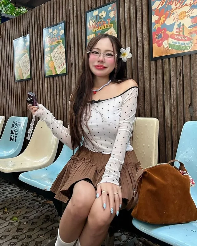 เซ็ต SOOOOLY STYLE เสื้อแขนยาว กระโปรงสั้น thumbnail 4