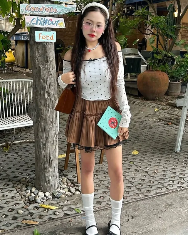 เซ็ต SOOOOLY STYLE เสื้อแขนยาว กระโปรงสั้น thumbnail 3
