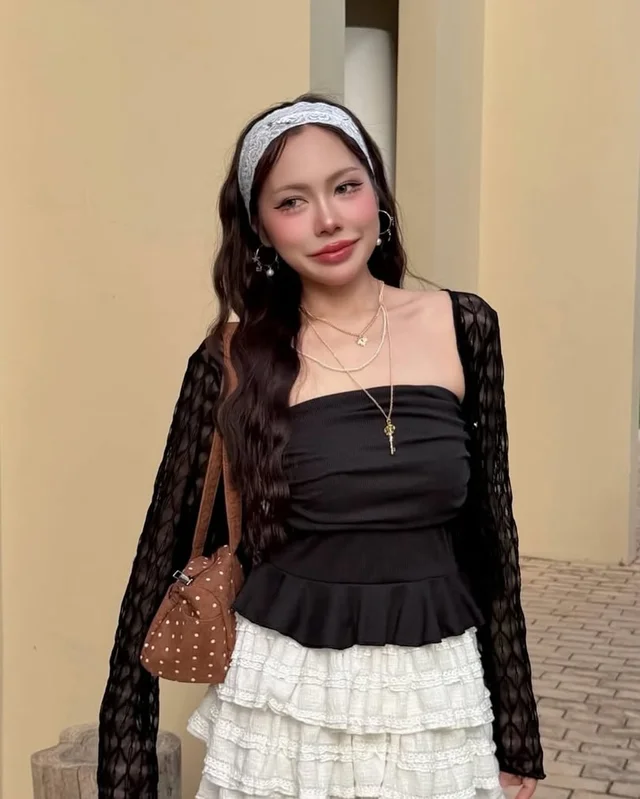 ชุดเซ็ตเกาะอกและเสื้อคลุมซีทรู สาวอวบ (alternate)