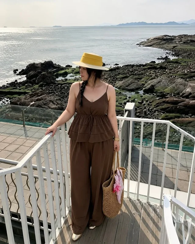 ชุดเซ็ตสายเดี่ยวสีน้ำตาล CCPLUS Free Size (alternate)