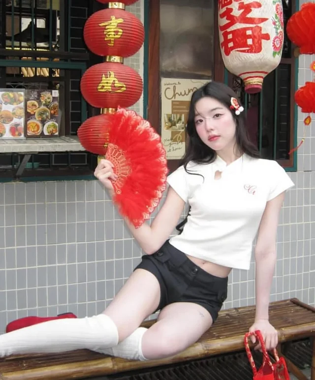 Cintage เสื้อคอจีน Angpao Baby Tee (alternate)