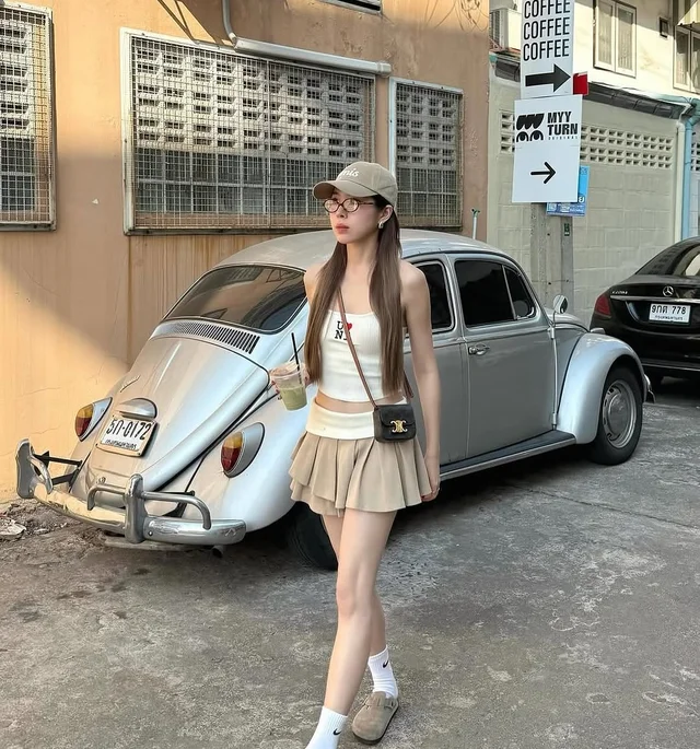 ชุดเซ็ต UNI TOP TWICE SKIRT Free Size thumbnail 6