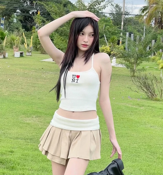 ชุดเซ็ต UNI TOP TWICE SKIRT Free Size thumbnail 8