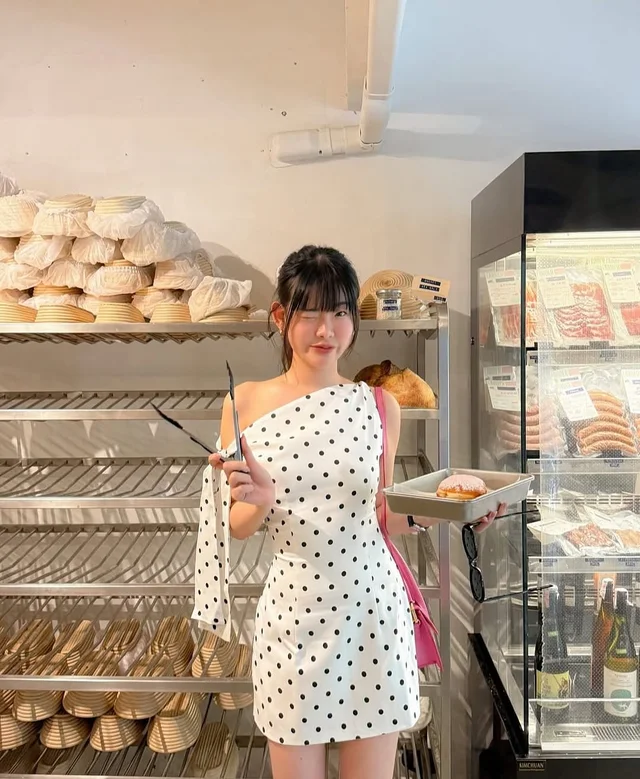 Ameliee Official เดรสสั้นลายจุด ชุดเวียดนาม thumbnail 7