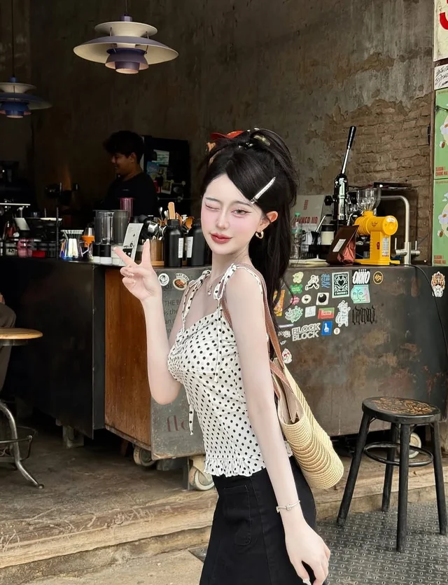 helloyellowland เสื้อคล้องคอลายจุด Freesize thumbnail 2