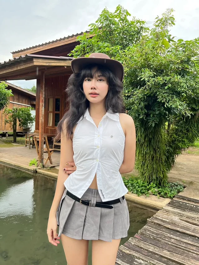 Jacquemus ชุดคาวเกิร์ล 3 ชิ้น เสื้อ กระโปรง สร้อย ชุดเวียดนาม 1