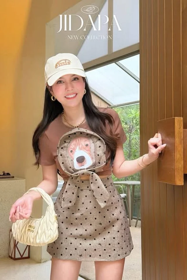 JIDAPA ชุดเซ็ตเสื้อกระโปรงลายจุดหมาน้อย (alternate)