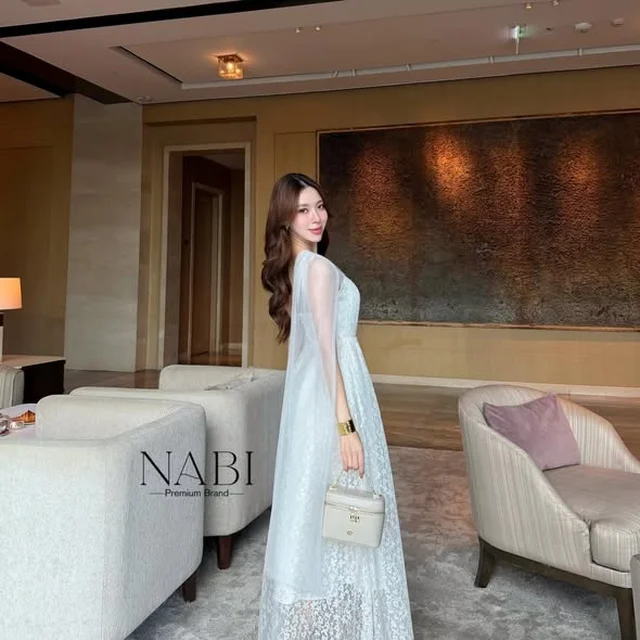 ชุดเดรสยาวลูกไม้ Nabi สีขาว (alternate)