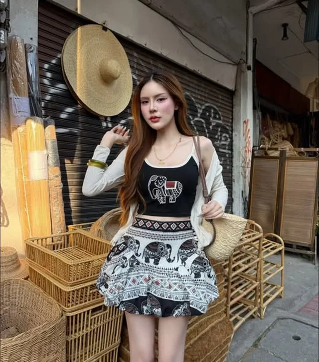 JIDAPA ชุดเซ็ตเสื้อครอปและกระโปรงบอลลูนลายช้าง Size M L thumbnail 3