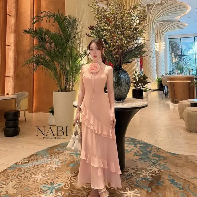 NABI BRAND เดรสยาวออกงานดีไซน์ฮอลเตอร์ thumbnail 3