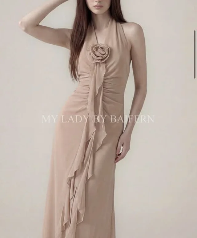 My Lady By Baifern เดรสยาวคล้องคอสีเบจ thumbnail 3