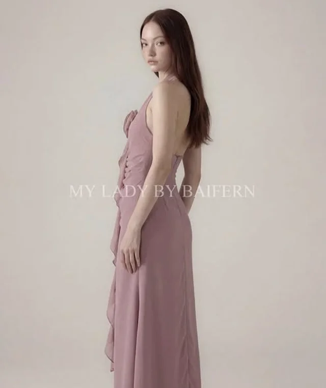 My Lady By Baifern เดรสยาวคล้องคอสีชมพู (alternate)