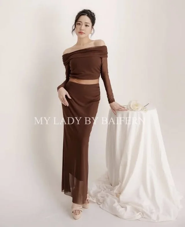 My Lady By Baifern ชุดเซ็ตเสื้อปาดไหล่กับกระโปรงยาวสีน้ำตาล (alternate)