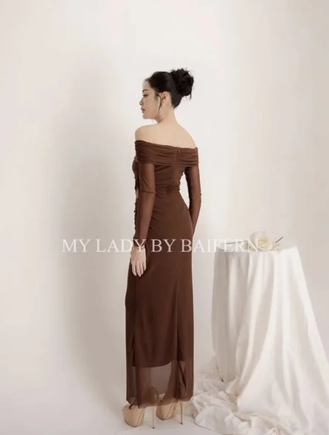 My Lady By Baifern ชุดเซ็ตเสื้อปาดไหล่กับกระโปรงยาวสีน้ำตาล thumbnail 4