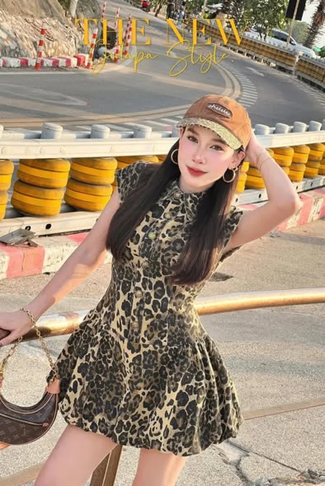 เดรสสั้นลายเสือดาว ทรงบอลลูน Size XXL