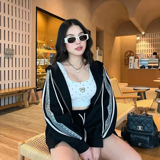 ชุดเซ็ต APA เสื้อฮู้ด กางเกงขาสั้น และสปอร์ตบรา Size XXL (alternate)
