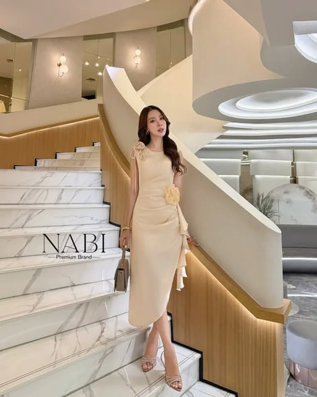 เดรสยาว NABI ดีไซน์หรูประดับดอกไม้ Size S XL thumbnail 2