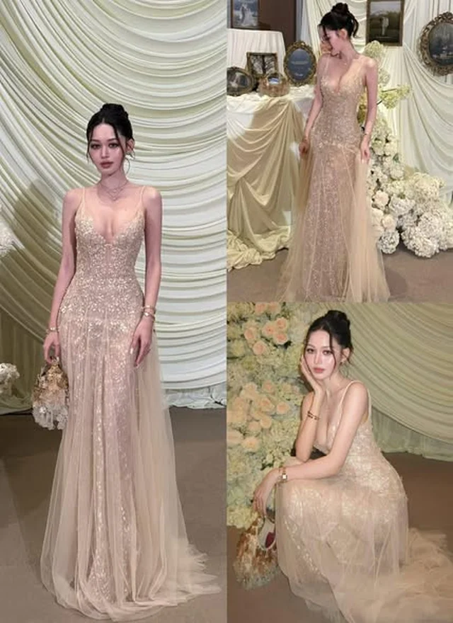 ชุดราตรีงานแท้ Long Gown ชุดเวียดนาม (alternate)
