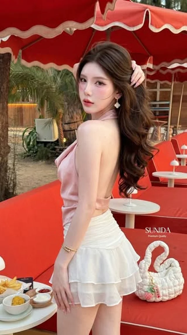 SUNIDA BRAND ชุดเซทเสื้อคอถ่วงซาตินชมพูและกระโปรงขาว Size L thumbnail 3