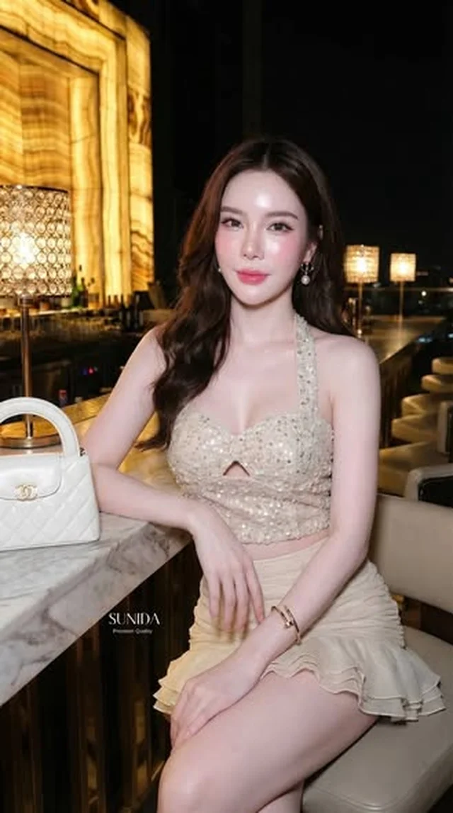 SUNIDA BRAND ชุดเซทเสื้อคล้องคอและกระโปรงสั้น Size L thumbnail 5