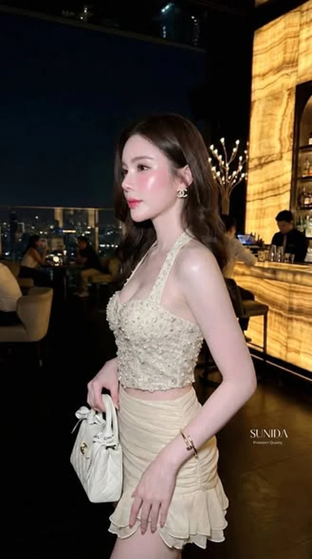 SUNIDA BRAND ชุดเซทเสื้อคล้องคอและกระโปรงสั้น Size L thumbnail 3