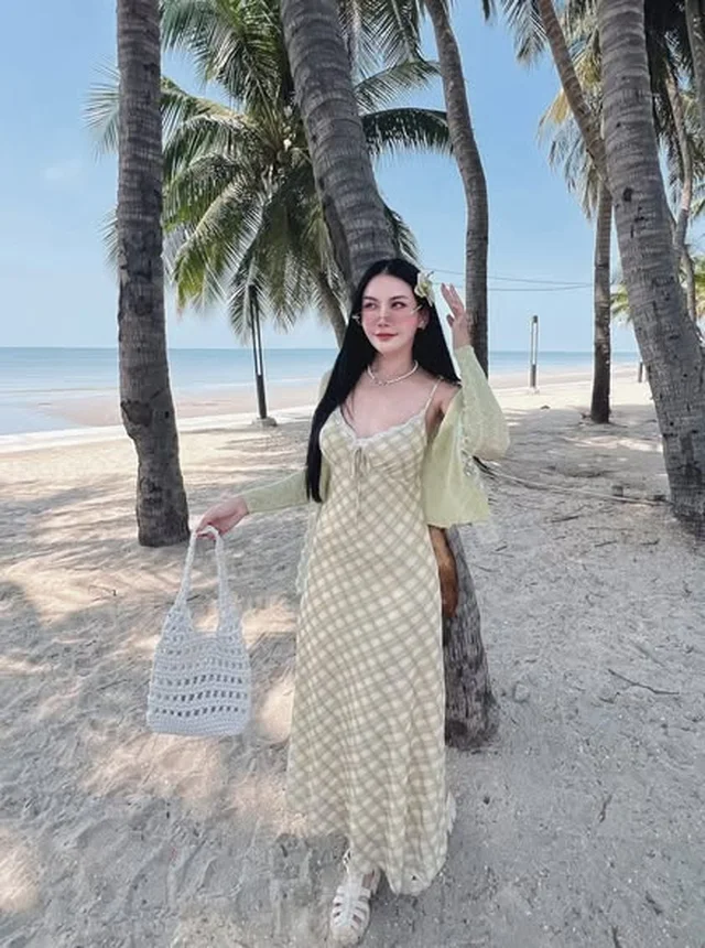 เดรสยาวลายตารางสีเขียวมิ้นท์พร้อมเสื้อคลุม thumbnail 2